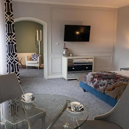 Na Wzgorzu W Zielonym Sercu Lodzi Przy Parku Krajobrazowym Ruda Wiilowa 3* לודז'