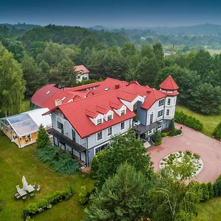 Na Wzgorzu W Zielonym Sercu Lodzi Przy Parku Krajobrazowym Ruda Willowa