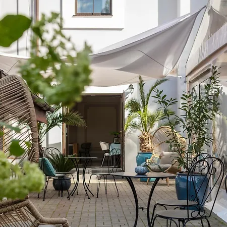 Na Wzgorzu W Zielonym Sercu Lodzi Przy Parku Krajobrazowym Ruda Wiilowa לינה וארוחת בוקר לודז'