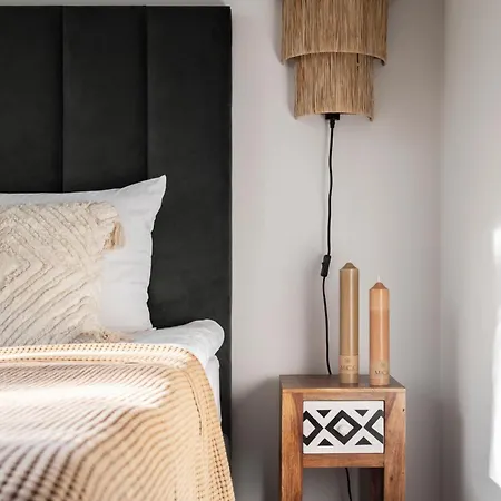 Na Wzgorzu W Zielonym Sercu Lodzi Przy Parku Krajobrazowym Ruda Wiilowa לינה וארוחת בוקר לודז'