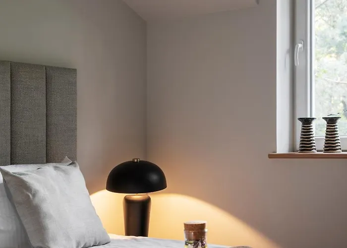 Na Wzgorzu W Zielonym Sercu Lodzi Przy Parku Krajobrazowym Ruda Willowa Bed and Breakfast