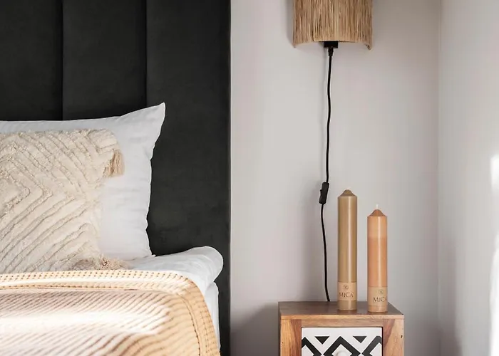 Na Wzgorzu W Zielonym Sercu Lodzi Przy Parku Krajobrazowym Ruda Willowa Bed and Breakfast Λοτζ